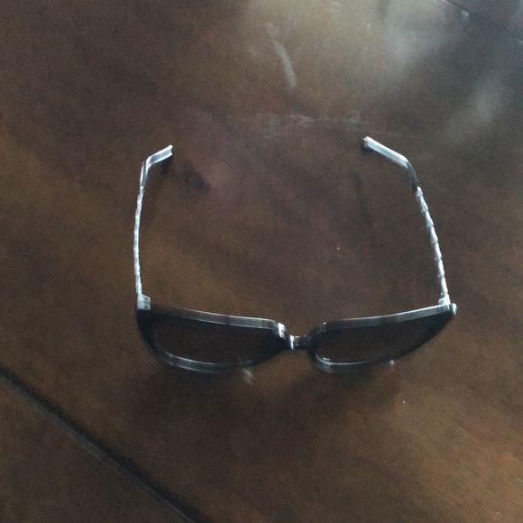 Coach glasses 100% real good condition - Picture 2 of 2